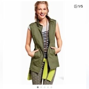 CAbi Explorer Utility Vest